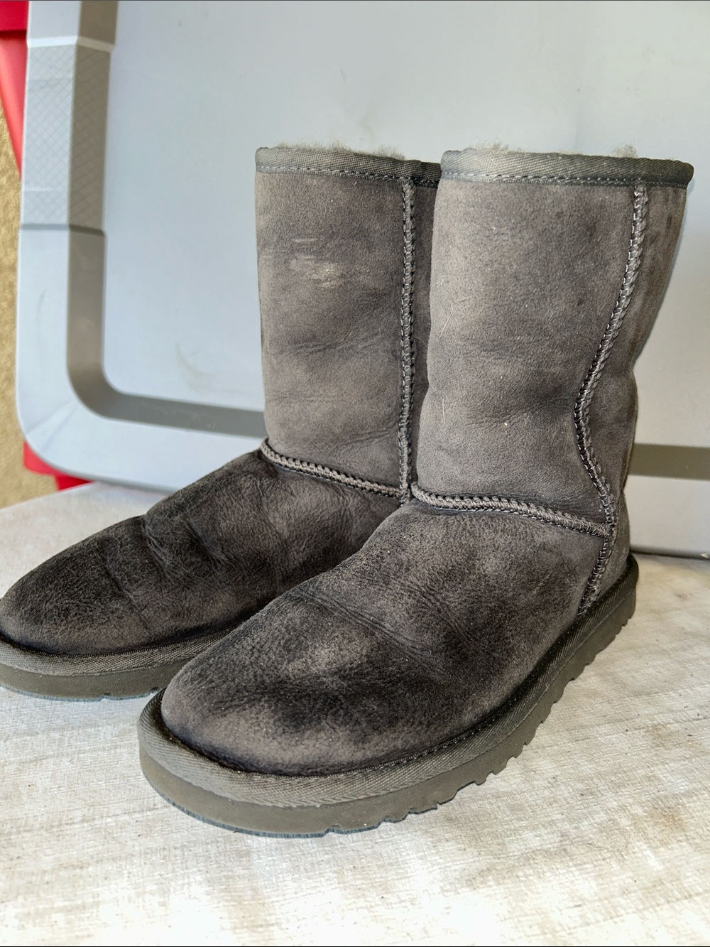 UGG Short Classic Shearling Boots in Gray